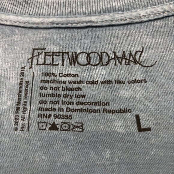 Fleetwood Mac Dapper Penguins Rock Band Mineral Wash T-Shirt Size Large - Picture 4 of 4